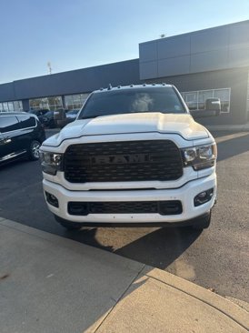 Used 2024 RAM 3500 Big Horn w/ Night Edition image 8