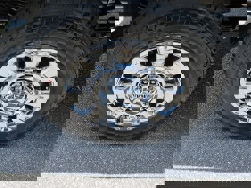 New 2025 Ford F250 Lariat image 12