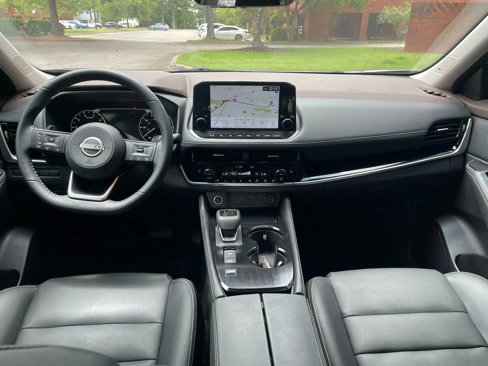 Used 2022 Nissan Rogue SL w/ SL Premium Package image 16