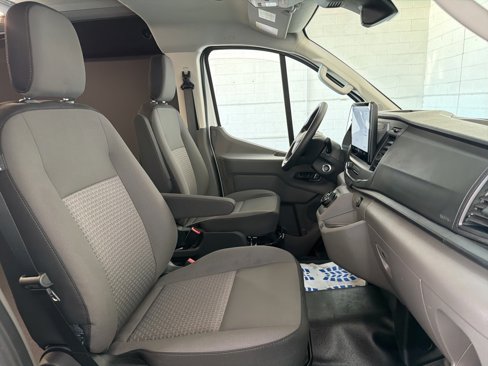 Used 2025 Ford E-Transit Low Roof w/ Load Area Protection Package image 31