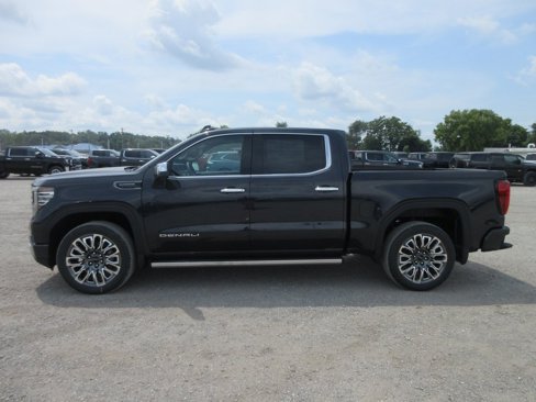 New 2026 GMC Sierra 1500 Denali Ultimate image 10