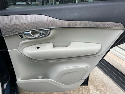 Used 2023 Volvo XC90 B6 Plus w/ Protection Package Premier image 29