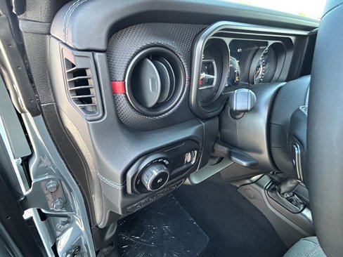 New 2025 Jeep Wrangler Unlimited Rubicon image 39