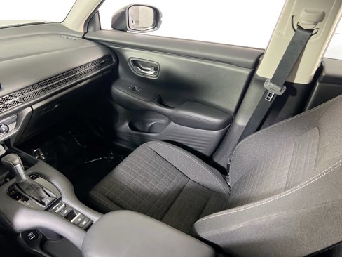 Used 2023 Honda HR-V LX image 21