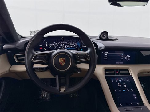 Certified 2022 Porsche Taycan GTS image 17