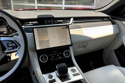 New 2026 Jaguar F-PACE R-Dynamic S image 7