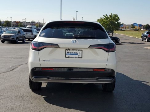 Certified 2025 Honda HR-V EX-L image 6