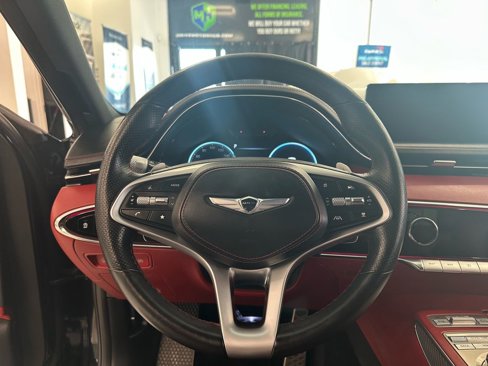 Used 2023 Genesis GV70 2.5T w/ Sport Prestige Package image 17