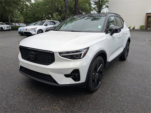 New 2026 Volvo XC40 B5 Ultra image 8