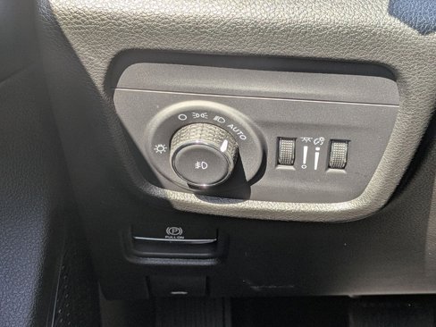 New 2025 Jeep Grand Cherokee Limited w/ Luxury Tech Group II image 13