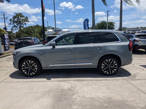New 2025 Volvo XC90 T8 Plus w/ Protection Package Premier image 7