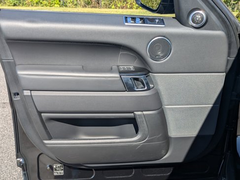 Used 2019 Land Rover Range Rover Sport HSE image 20
