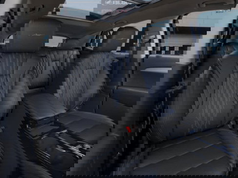New 2025 Buick Envision Avenir image 16