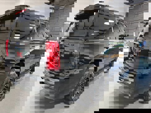 Used 2017 Chevrolet Tahoe 4WD image 5