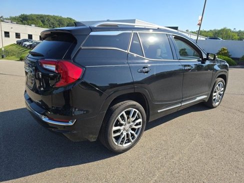 Certified 2024 GMC Terrain Denali w/ Denali Premium Package image 5
