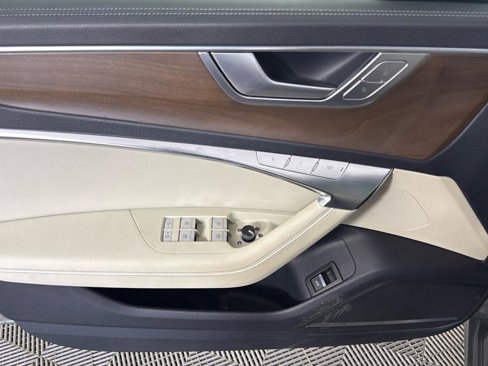 Used 2024 Audi A6 Premium Plus image 21