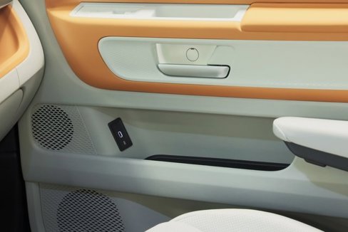 New 2025 Volkswagen ID. Buzz 1st Edition image 21
