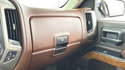 Used 2018 Chevrolet Silverado 1500 High Country image 30