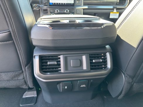 New 2025 Ford F150 Lariat w/ Equipment Group 501A Mid image 26