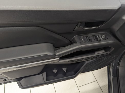New 2025 Toyota Tacoma SR image 10