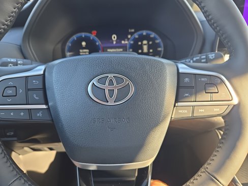 New 2026 Toyota Grand Highlander Platinum image 18