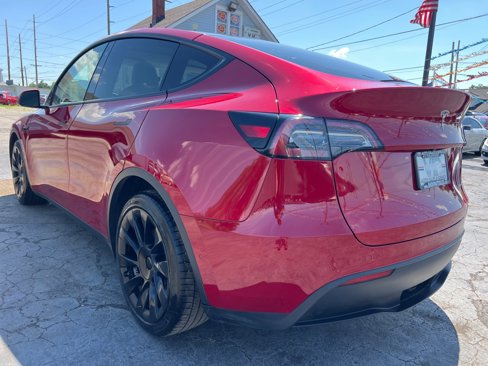 Used 2021 Tesla Model Y Long Range image 5