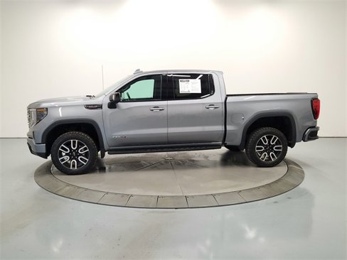 Used 2024 GMC Sierra 1500 AT4 w/ Technology Package image 5