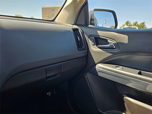 Used 2021 Chevrolet Colorado Z71 w/ Safety Package image 25