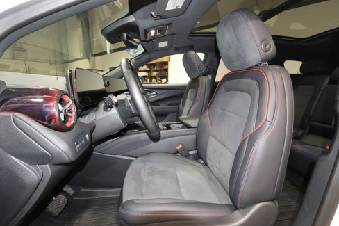Certified 2025 Chevrolet Blazer EV RS w/ Super Cruise Package image 21
