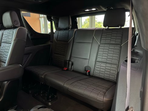 Used 2024 Cadillac Escalade Premium Luxury Platinum image 35