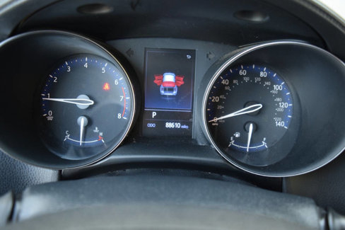 Used 2020 Toyota C-HR LE image 60