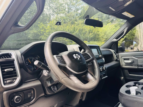 Used 2021 RAM 2500 Big Horn image 13