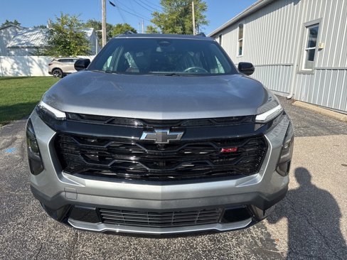New 2026 Chevrolet Equinox RS image 2