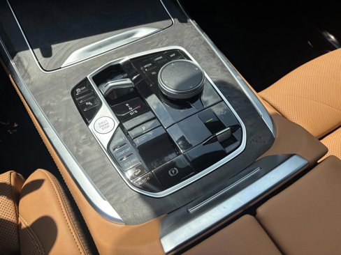 New 2026 BMW X7 xDrive40i w/ M Sport Package image 13