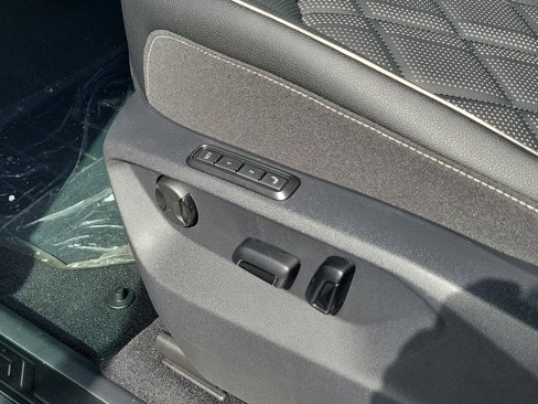 New 2026 Volkswagen Atlas SEL Premium R-Line image 23