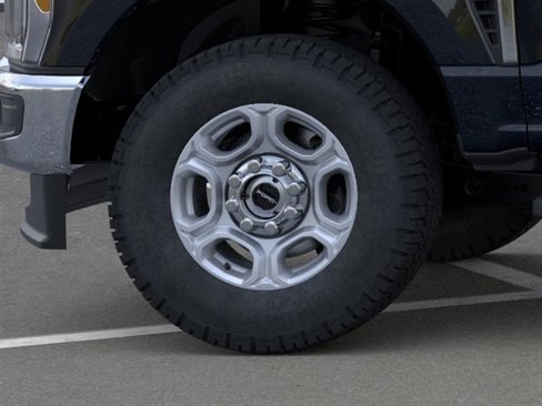 New 2026 Ford F350 XLT image 19