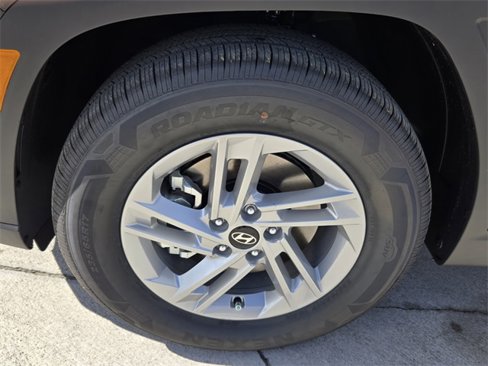 New 2026 Hyundai Tucson SE image 5