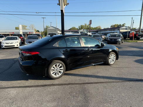 Used 2025 Toyota Corolla LE w/ LE Premium Package image 7