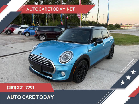 Used 2019 MINI Cooper 4-Door Hardtop w/ Premium Package image 1