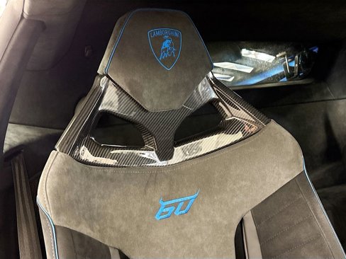 Used 2024 Lamborghini Huracan STO image 21