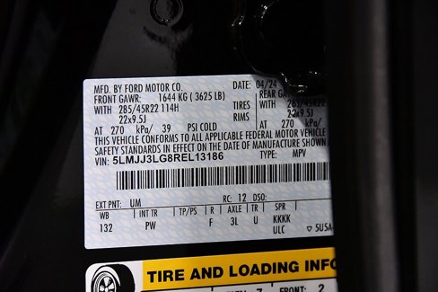 Used 2024 Lincoln Navigator L Reserve image 13