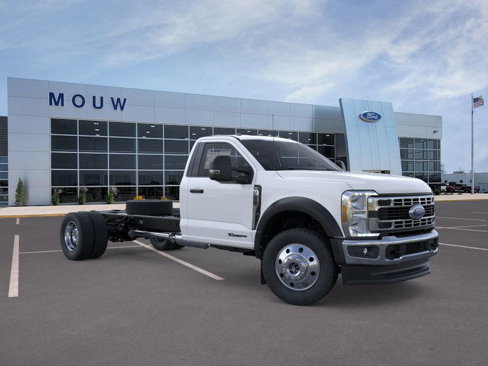 New 2025 Ford F550 4x4 Regular Cab Super Duty w/ XLT Value Package image 7