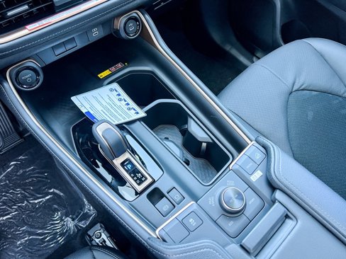New 2025 Toyota Grand Highlander AWD Hybrid image 13