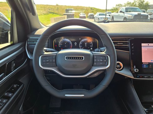 New 2025 Jeep Wagoneer Series III image 16