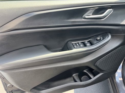 Used 2023 Jeep Grand Cherokee Altitude image 10
