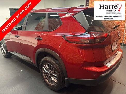 Used 2024 Nissan Rogue S image 6