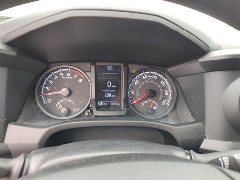 Used 2023 Toyota Tacoma SR image 21