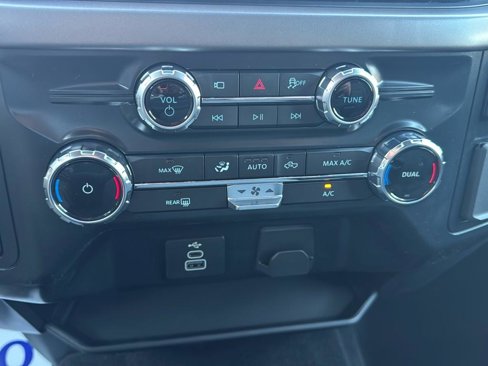 New 2025 Ford F150 XLT w/ Equipment Group 301A Standard image 21