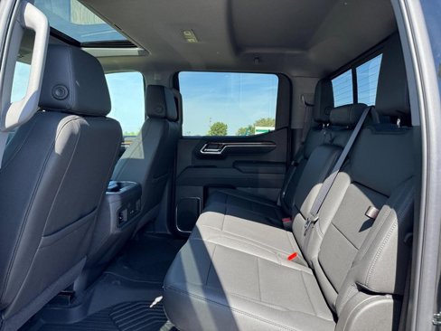 New 2026 Chevrolet Silverado 1500 LT Trail Boss w/ Convenience Package II image 5
