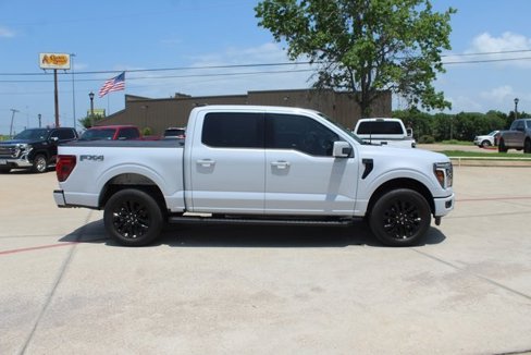 New 2025 Ford F150 Lariat w/ Equipment Group 502A High image 3